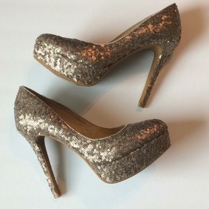 Light gold glitter heels